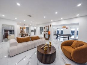 18250 NW 86th Ave, Hialeah FL 33015