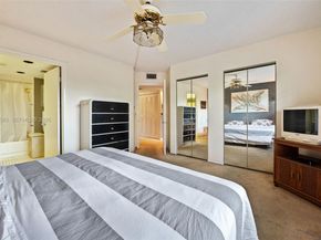 12600 SW 5th Ct 212L, Pembroke Pines FL 33027