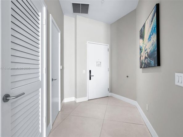 4111 S Ocean Dr 702, Hollywood FL 33019