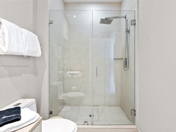 4111 S Ocean Dr 702, Hollywood FL 33019