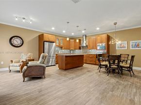 1140 Canella Ln, Hollywood FL 33019