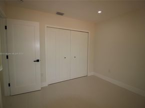 7045 SW 83rd Pl, Miami FL 33143