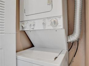 12500 SW 6th St 203N, Pembroke Pines FL 33027