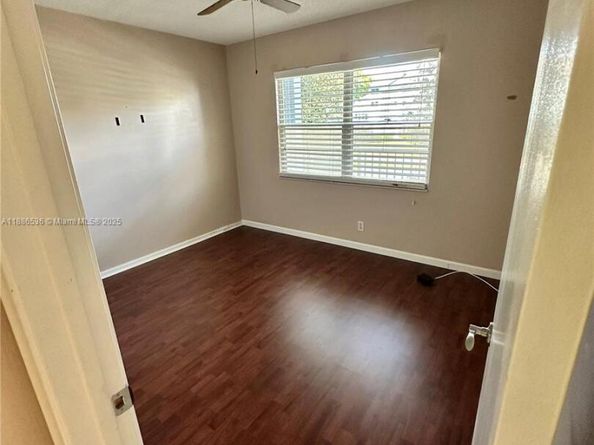 12500 SW 6th St 203N, Pembroke Pines FL 33027