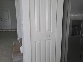 2347 NW 122 terr, Miami FL 33167