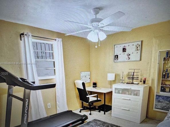 166 E 16th St, Hialeah FL 33010