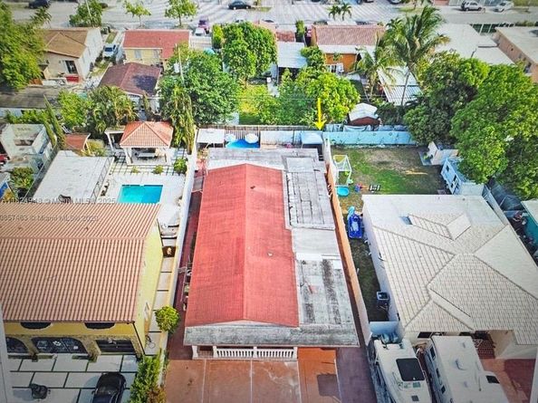 166 E 16th St, Hialeah FL 33010