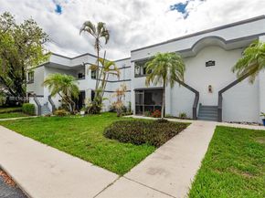 159 Lakeview Dr 102, Weston FL 33326