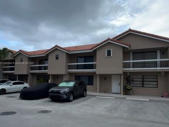 570 NW 109th Ave