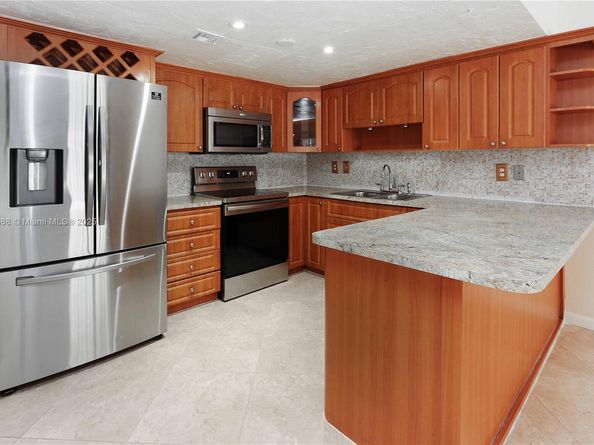 570 NW 109th Ave 1204, Miami FL 33172