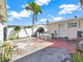 19050 SW 125th Ave, Miami FL 33177