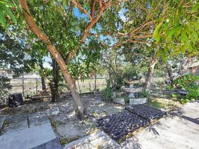 19050 SW 125th Ave, Miami FL 33177