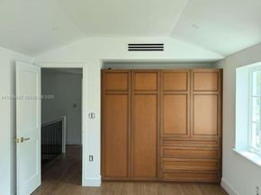 4100 Monserrate St, Coral Gables FL 33146