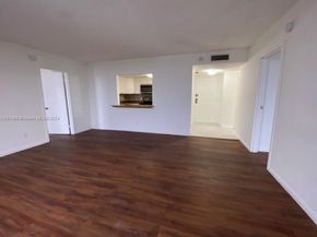 13499 Biscayne Blvd 1507, North Miami FL 33181