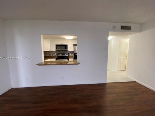 13499 Biscayne Blvd 1507, North Miami FL 33181