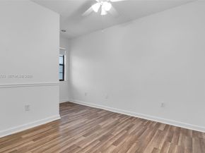 3202 SE 6th St, Homestead FL 33033