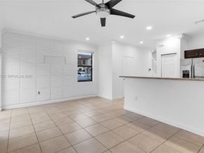 3202 SE 6th St, Homestead FL 33033