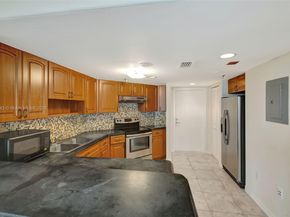 2400 SW 3rd Ave 506, Miami FL 33129