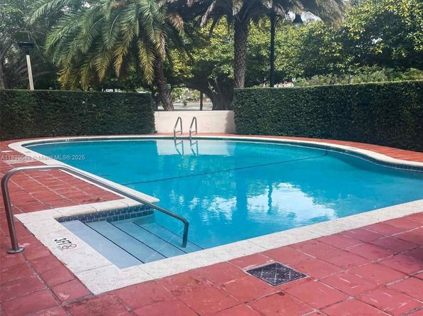 2400 SW 3rd Ave 506, Miami FL 33129