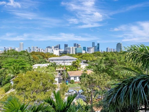 2400 SW 3rd Ave 506, Miami FL 33129