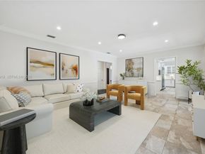 10001 SW 60th Ct, Pinecrest FL 33156