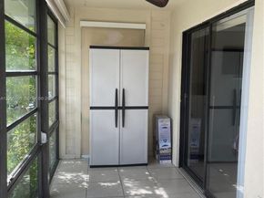 19055 NW 62nd Ave 205, Hialeah FL 33015