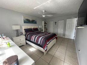 19055 NW 62nd Ave 205, Hialeah FL 33015