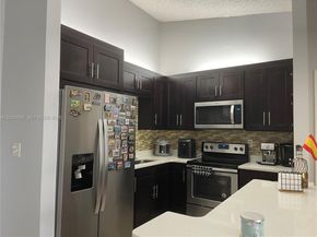 19055 NW 62nd Ave 205, Hialeah FL 33015