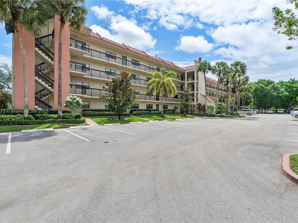 1706 Hammock Blvd 110, Coconut Creek FL 33063