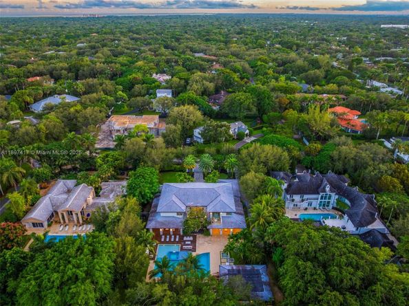 6831 SW 106th St, Pinecrest FL 33156