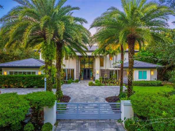 6831 SW 106th St, Pinecrest FL 33156
