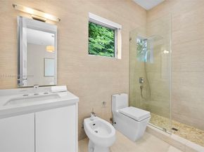 6831 SW 106th St, Pinecrest FL 33156