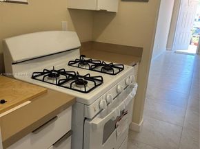 17051 NE 23rd Ave 1J, North Miami Beach FL 33160