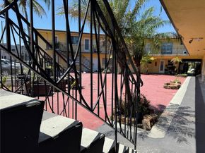 17051 NE 23rd Ave 1J, North Miami Beach FL 33160
