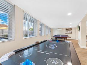 5740 NE 19th Ave, Fort Lauderdale FL 33308