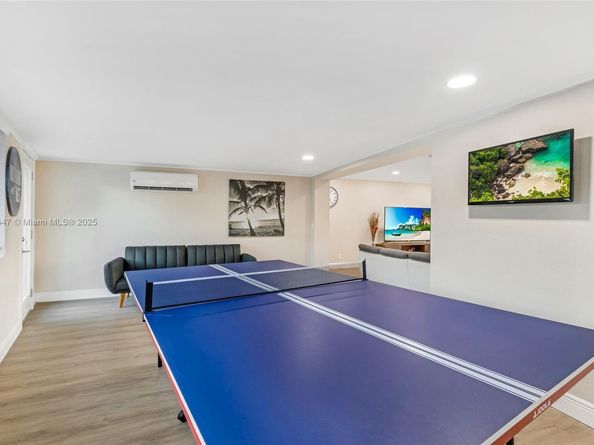 5740 NE 19th Ave, Fort Lauderdale FL 33308