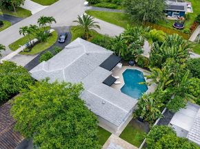 4761 NE 18th Ave, Oakland Park FL 33334