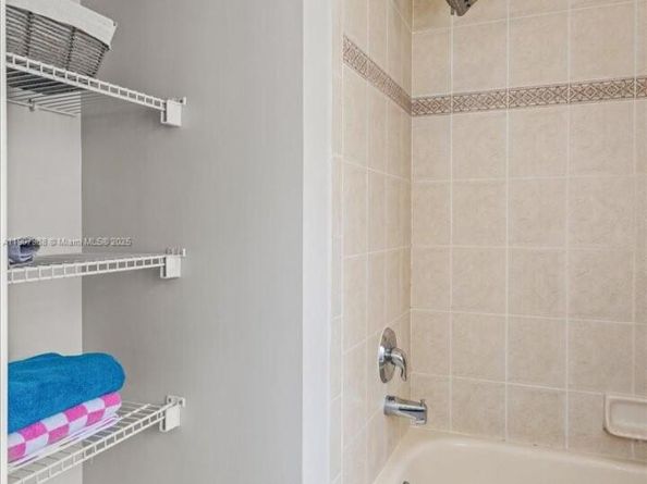 14027 SW 274th Ter, Homestead FL 33032