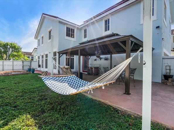 14027 SW 274th Ter, Homestead FL 33032