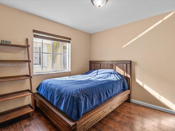 14027 SW 274th Ter, Homestead FL 33032