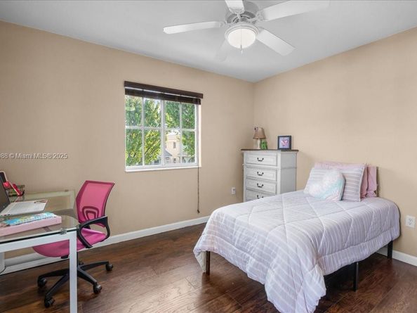 14027 SW 274th Ter, Homestead FL 33032