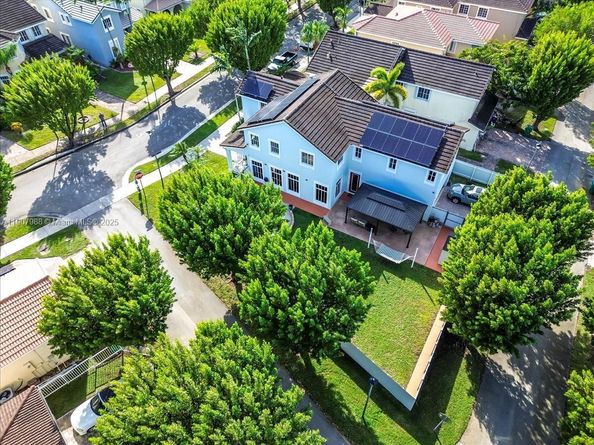 14027 SW 274th Ter, Homestead FL 33032