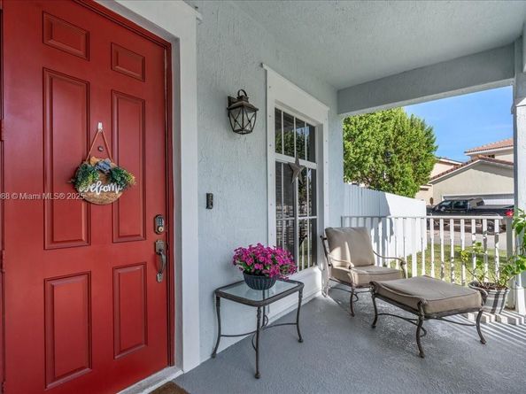 14027 SW 274th Ter, Homestead FL 33032