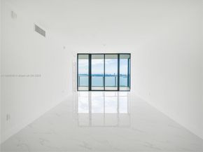 700 NE 24th St 3606, Miami FL 33137