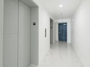 700 NE 24th St 3606, Miami FL 33137