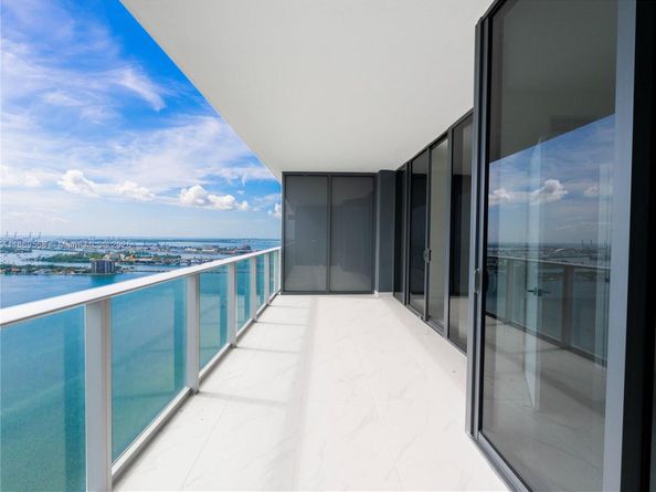 700 NE 24th St 3606, Miami FL 33137