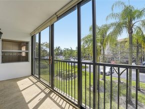 700 SW 137th Ave 215H, Pembroke Pines FL 33027