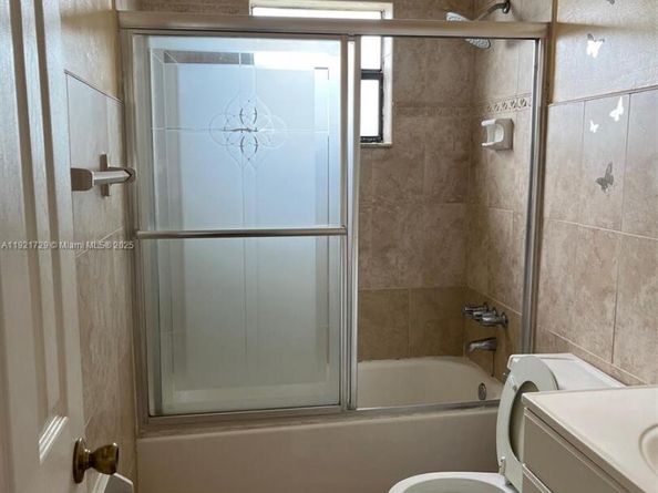 13500 NE 3rd Ct 402, North Miami FL 33161