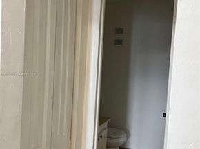 13500 NE 3rd Ct 402, North Miami FL 33161