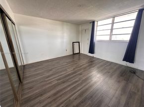 12590 NE 16th Ave 608, North Miami FL 33161